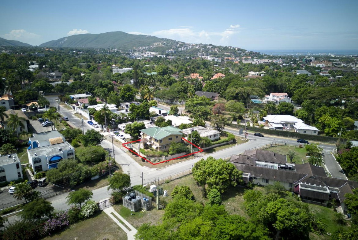 Fourth image of 11 Welwyn Avenue, Kingston 6 in Kingston 6, St. Andrew, Jamaica - property is For Sale
