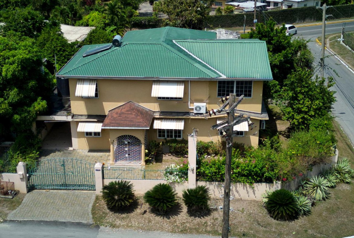 Sixth image of 11 Welwyn Avenue, Kingston 6 in Kingston 6, St. Andrew, Jamaica - property is For Sale