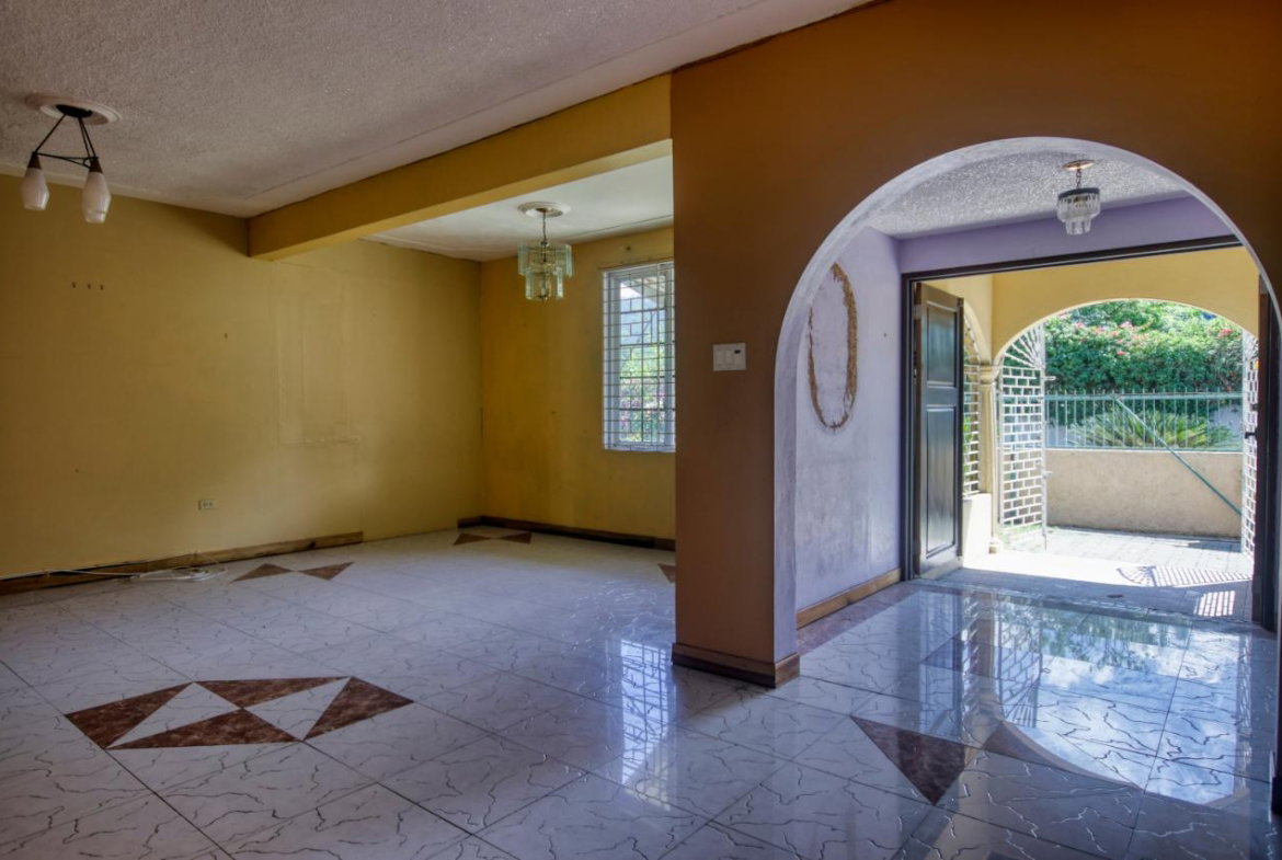 Ninth image of 11 Welwyn Avenue, Kingston 6 in Kingston 6, St. Andrew, Jamaica - property is For Sale