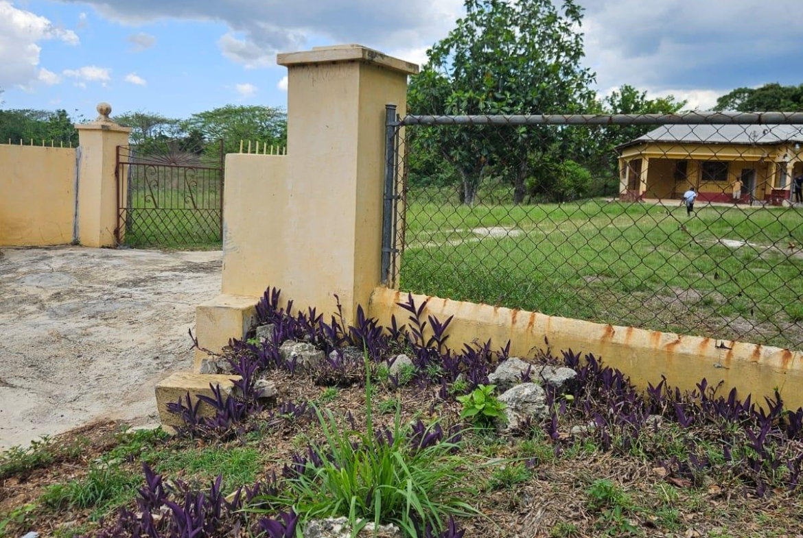 Thirteenth image of Part of Pepper, st Elizab in Pepper, St. Elizabeth, Jamaica - property is For Sale