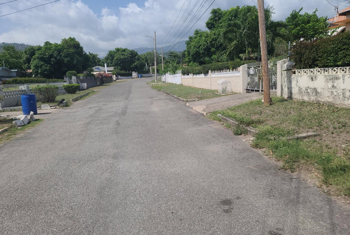 Fourteenth image of 36 Woodly Drive, Havendale in Kingston 19, St. Andrew, Jamaica - property is For Sale