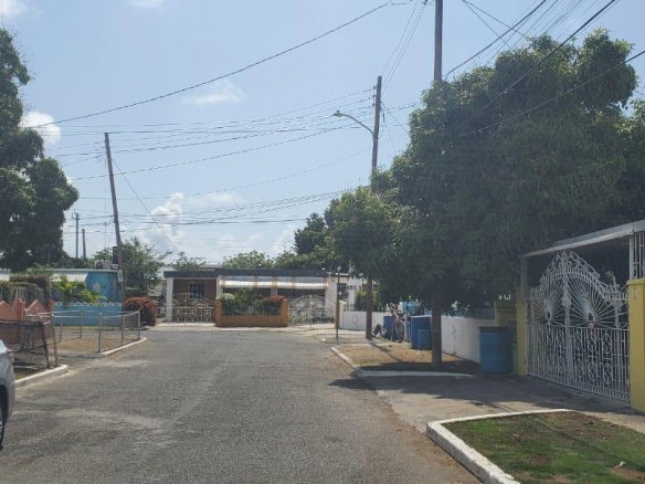 First image of 67 Biscayne Circle South in Passage Fort, St. Catherine, Jamaica - property is For Sale