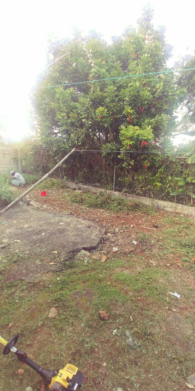 6-Bedroom-House-for-Sale-in-Barnstaple-Manchester-Jamaica Fourth image of Barnstaple- Manchester in Mandeville, Manchester, Jamaica - property is For Sale