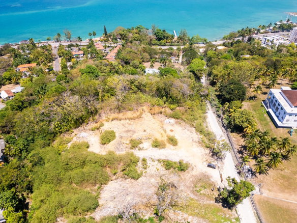 First image of Reading, St. James in Reading, St. James, Jamaica - property is For Sale