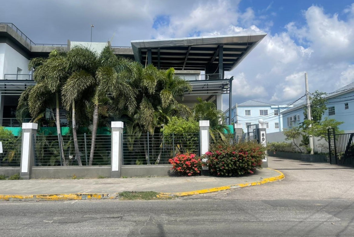 Fifth image of 18b-80 Lady Musgrave Road in Kingston 6, St. Andrew, Jamaica - property is For Rent