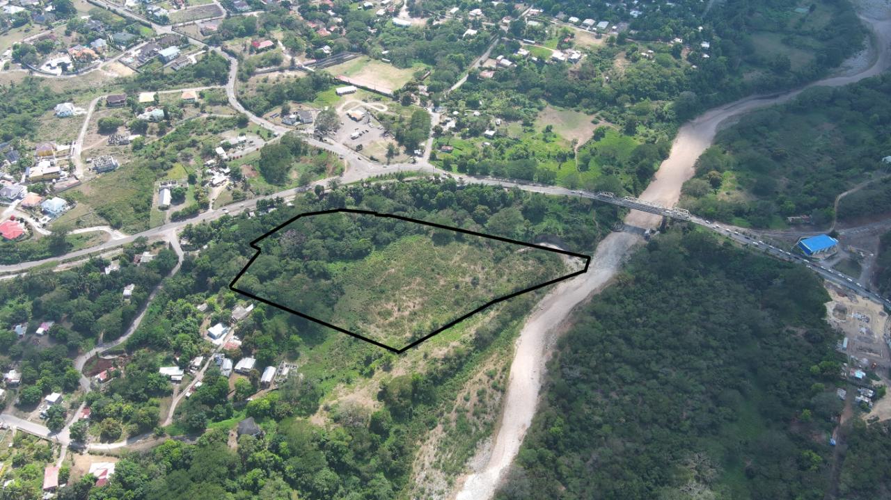 Tenth image of Juno Cresecent in May Pen, Clarendon, Jamaica - property is For Sale