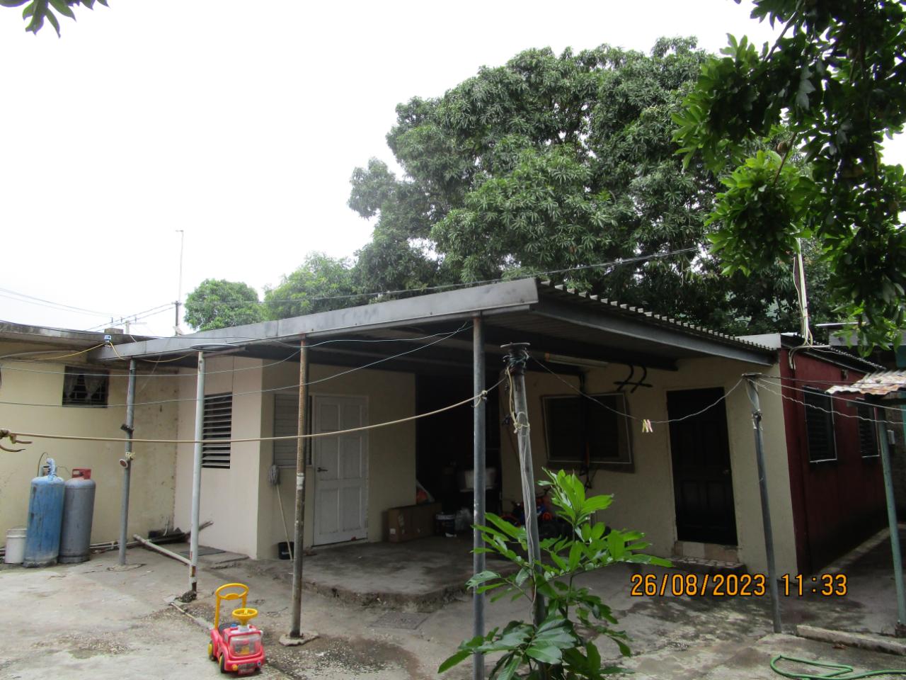 9-Bedroom-House-for-Sale-in-Vineyard-Town-Jamaica Fifth image of 27 Friendship Park Avenue in Vineyard Town, St. Andrew, Jamaica - property is For Sale
