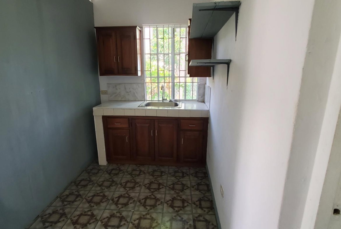 Ninth image of Denbigh Crescent in Denbigh, Clarendon, Jamaica - property is For Rent