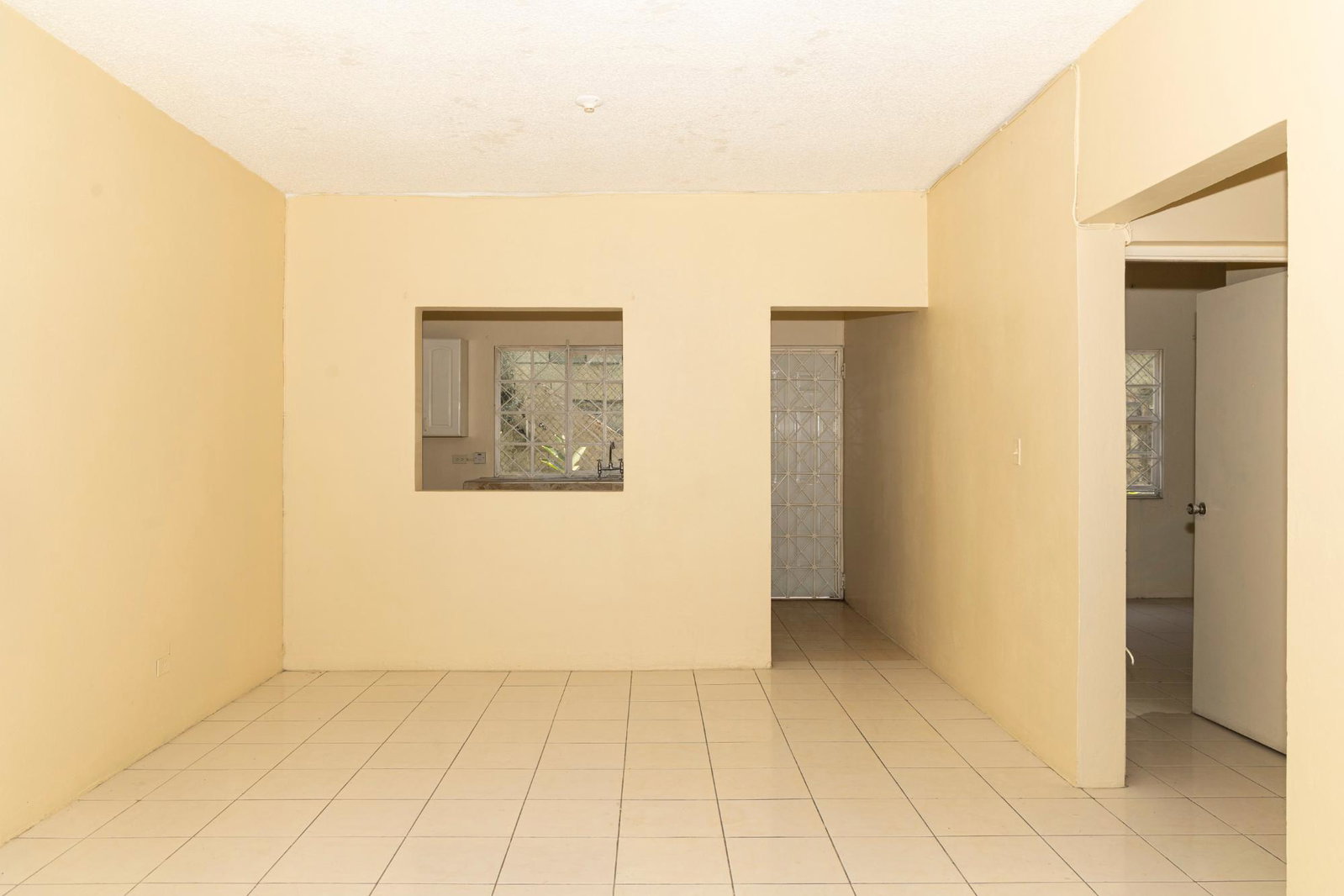 Ninth image of 4-1 Moreton Park Terrace in KINGSTON, Kingston, Jamaica - property is For Sale