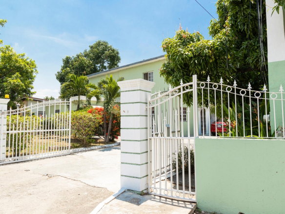 First image of 3-1 Moreton Park Terrace in KINGSTON, Kingston, Jamaica - property is For Sale