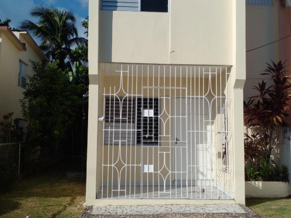 First image of 25 Marigold Way in Kingston 6, St. Andrew, Jamaica - property is For Sale