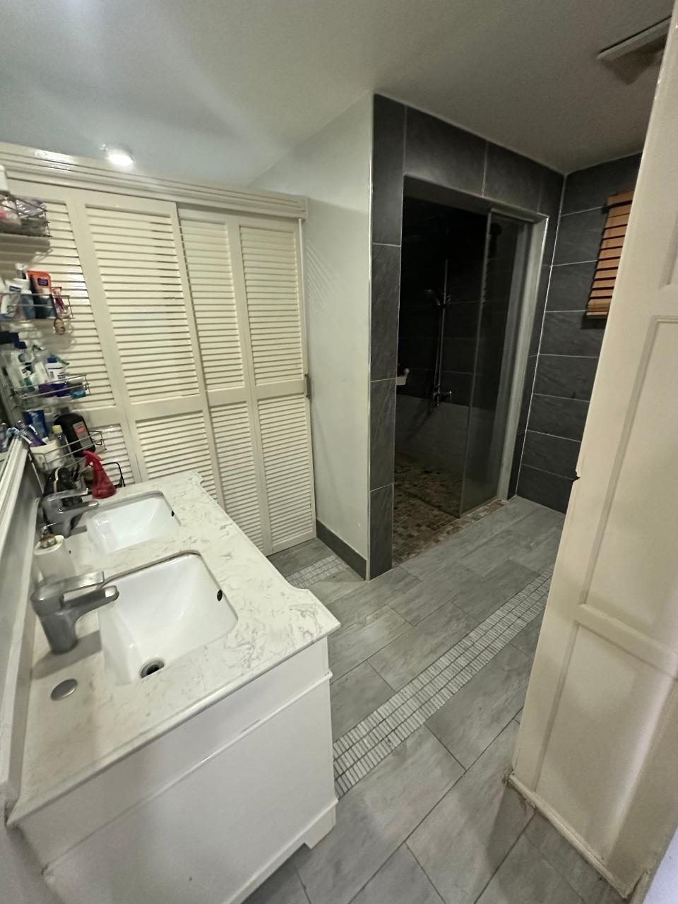 Eleventh image of 146 East Ascot in Greater Portmore, St. Catherine, Jamaica - property is For Sale