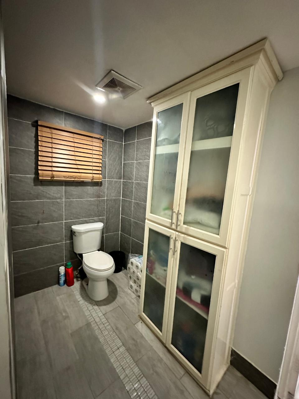 Twelfth image of 146 East Ascot in Greater Portmore, St. Catherine, Jamaica - property is For Sale