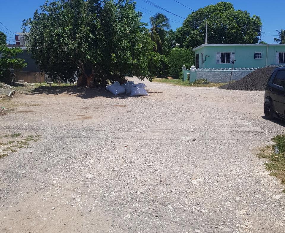 Seventh image of 713 2 East Sabina in Greater Portmore, St. Catherine, Jamaica - property is For Sale