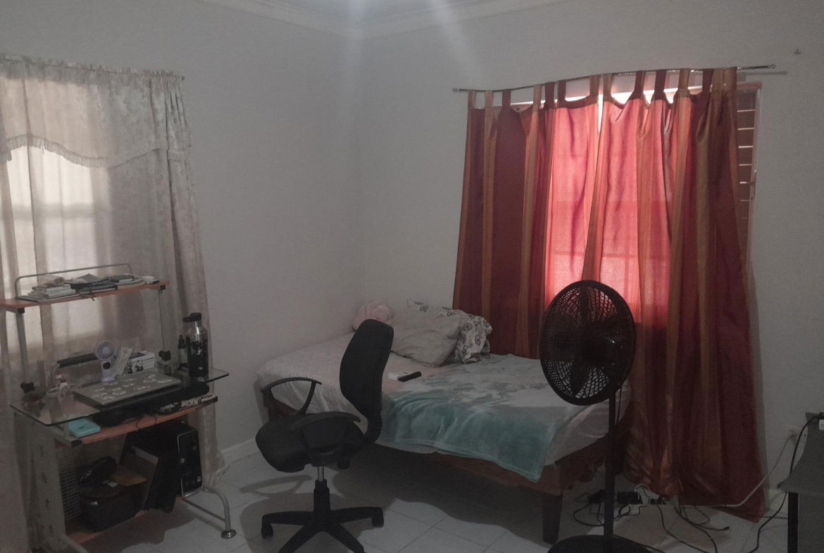 Eleventh image of 450 South East 23rd Way in Greater Portmore, St. Catherine, Jamaica - property is For Sale
