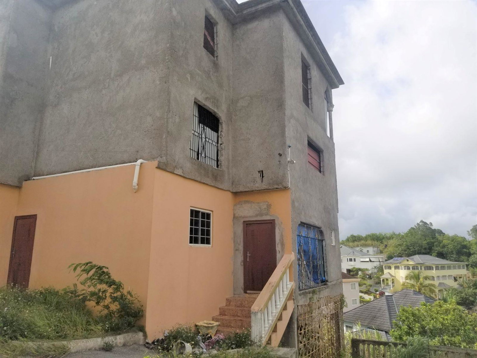 Architecturally-Designed-4-Storey-Home-for-Sale-in-Hopeton-Jamaica Second image of Derrick Close, Hopeton me in Mandeville, Manchester, Jamaica - property is For Sale