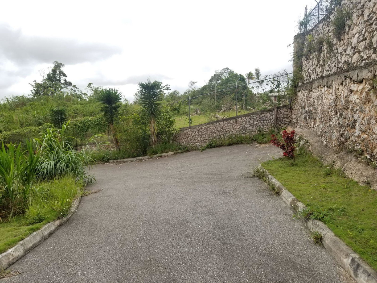 Architecturally-Designed-4-Storey-Home-for-Sale-in-Hopeton-Jamaica Nineteenth image of Derrick Close, Hopeton me in Mandeville, Manchester, Jamaica - property is For Sale