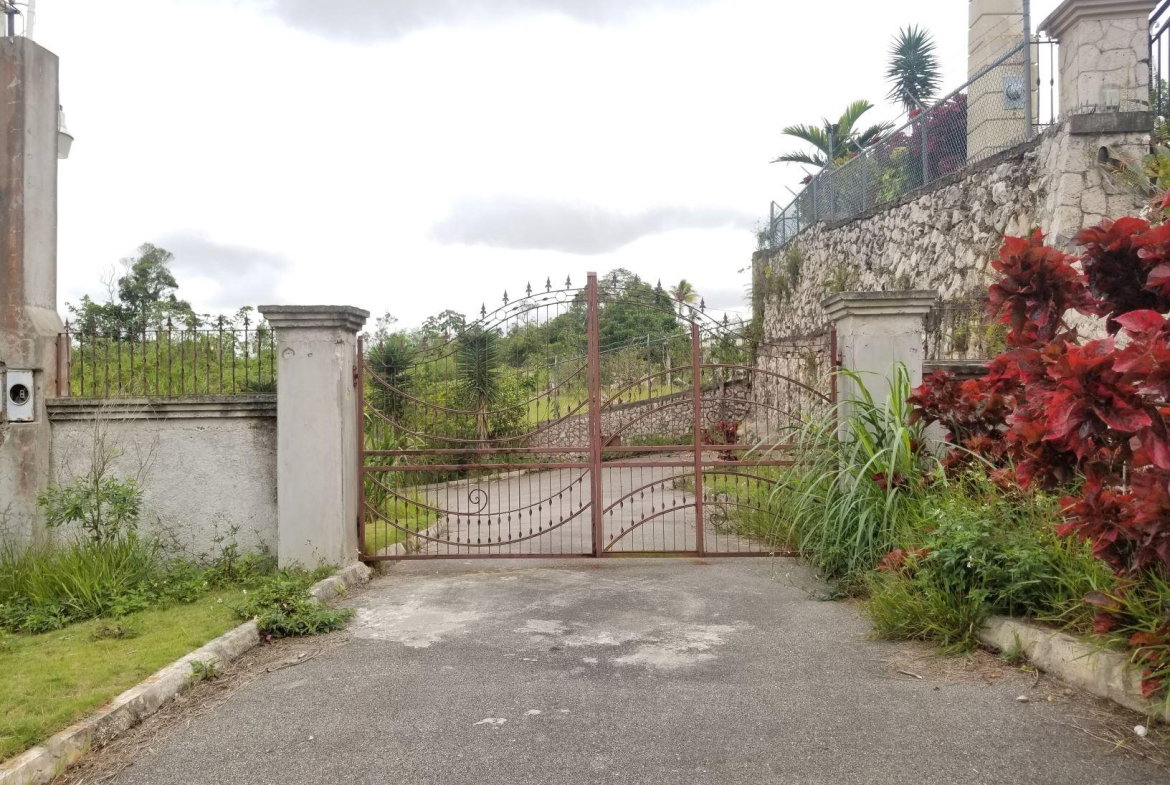 Twentieth image of Derrick Close, Hopeton me in Mandeville, Manchester, Jamaica - property is For Sale