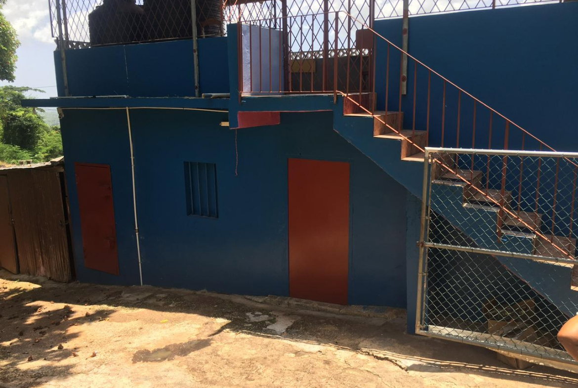 Third image of Bar & Rest Spur Tree, Manchester in Spur Tree, Manchester, Jamaica - property is For Sale