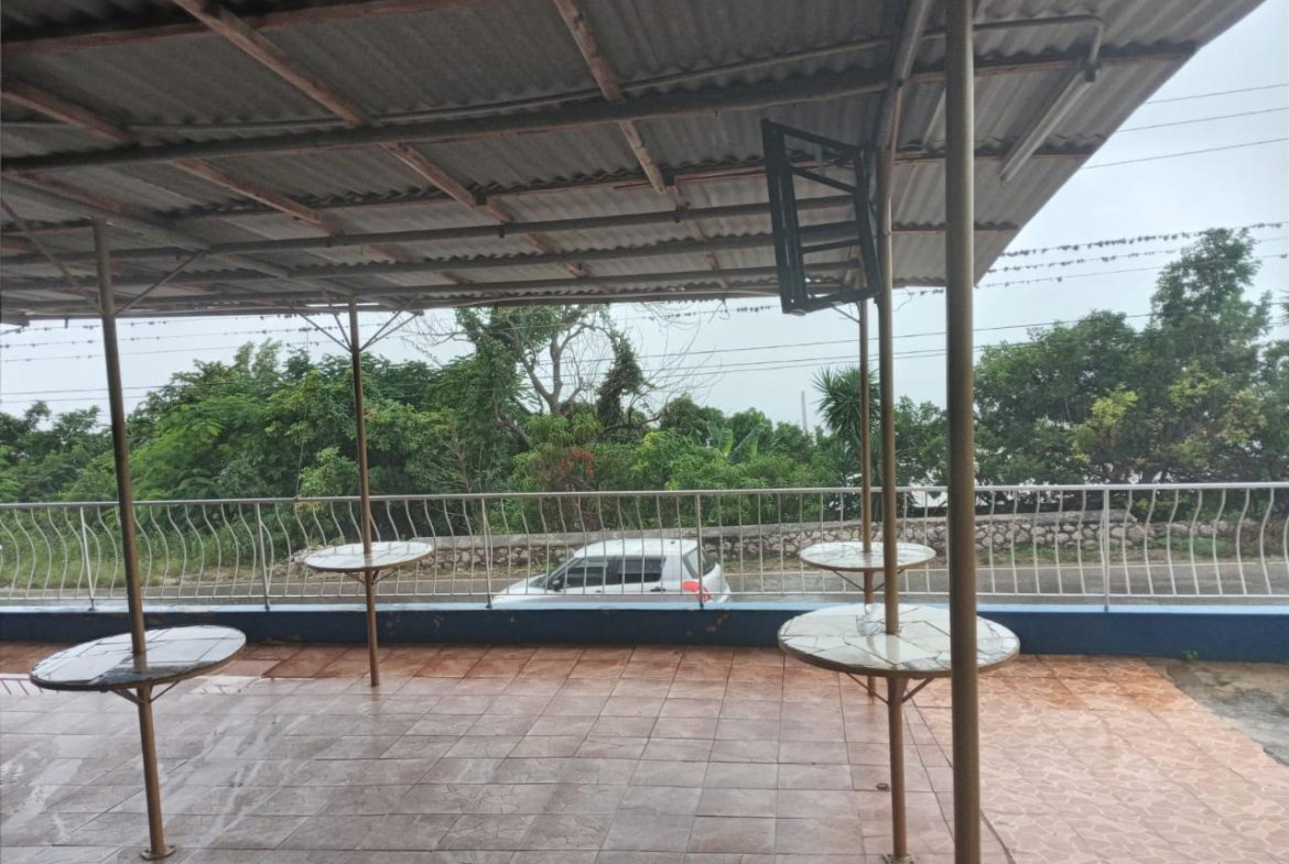 Fifth image of Bar & Rest Spur Tree, Manchester in Spur Tree, Manchester, Jamaica - property is For Sale