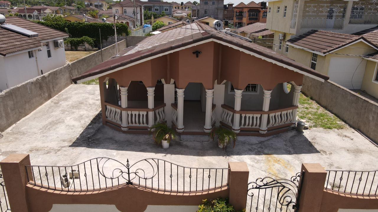 Second image of 561-6 Florence Hall Village in FLORENCE HALL VILLAGE, Trelawny, Jamaica - property is For Rent