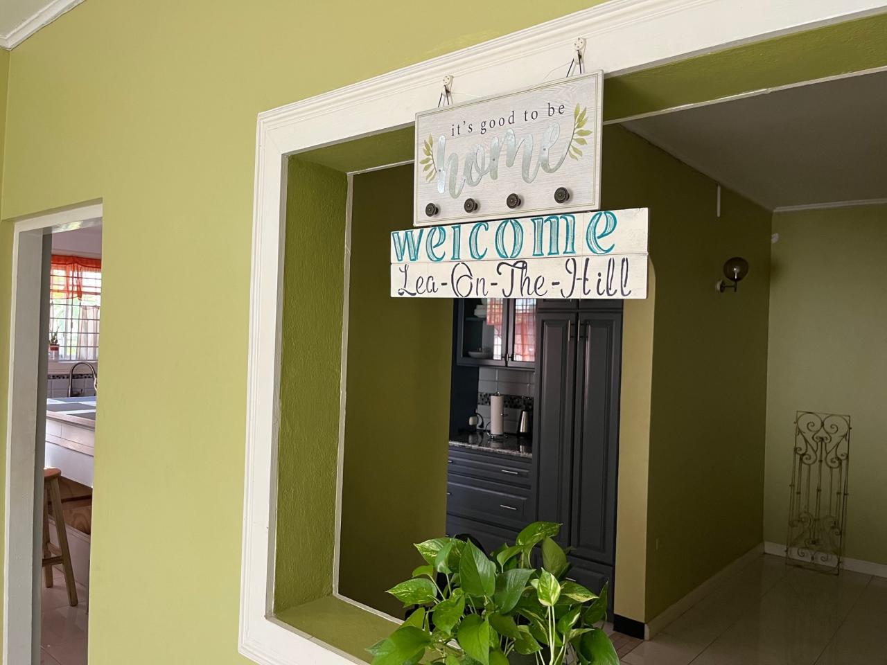 Sixteenth image of Leas Flats in Kingston 19, St. Andrew, Jamaica - property is For Rent