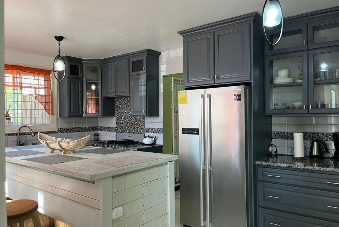 Nineteenth image of Leas Flats in Kingston 19, St. Andrew, Jamaica - property is For Rent