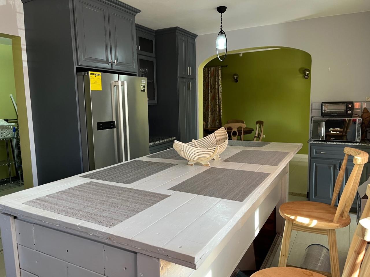 Twenty-First image of Leas Flats in Kingston 19, St. Andrew, Jamaica - property is For Rent