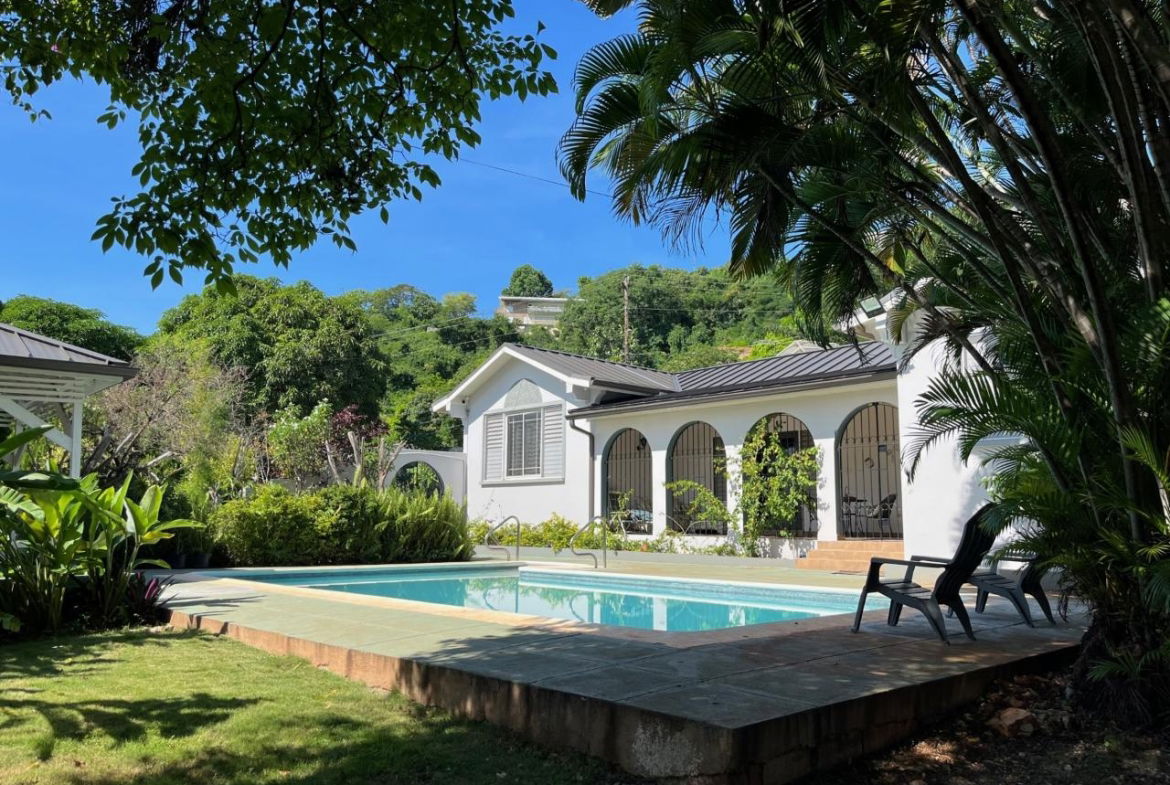 Sixth image of Leas Flats in Kingston 19, St. Andrew, Jamaica - property is For Rent