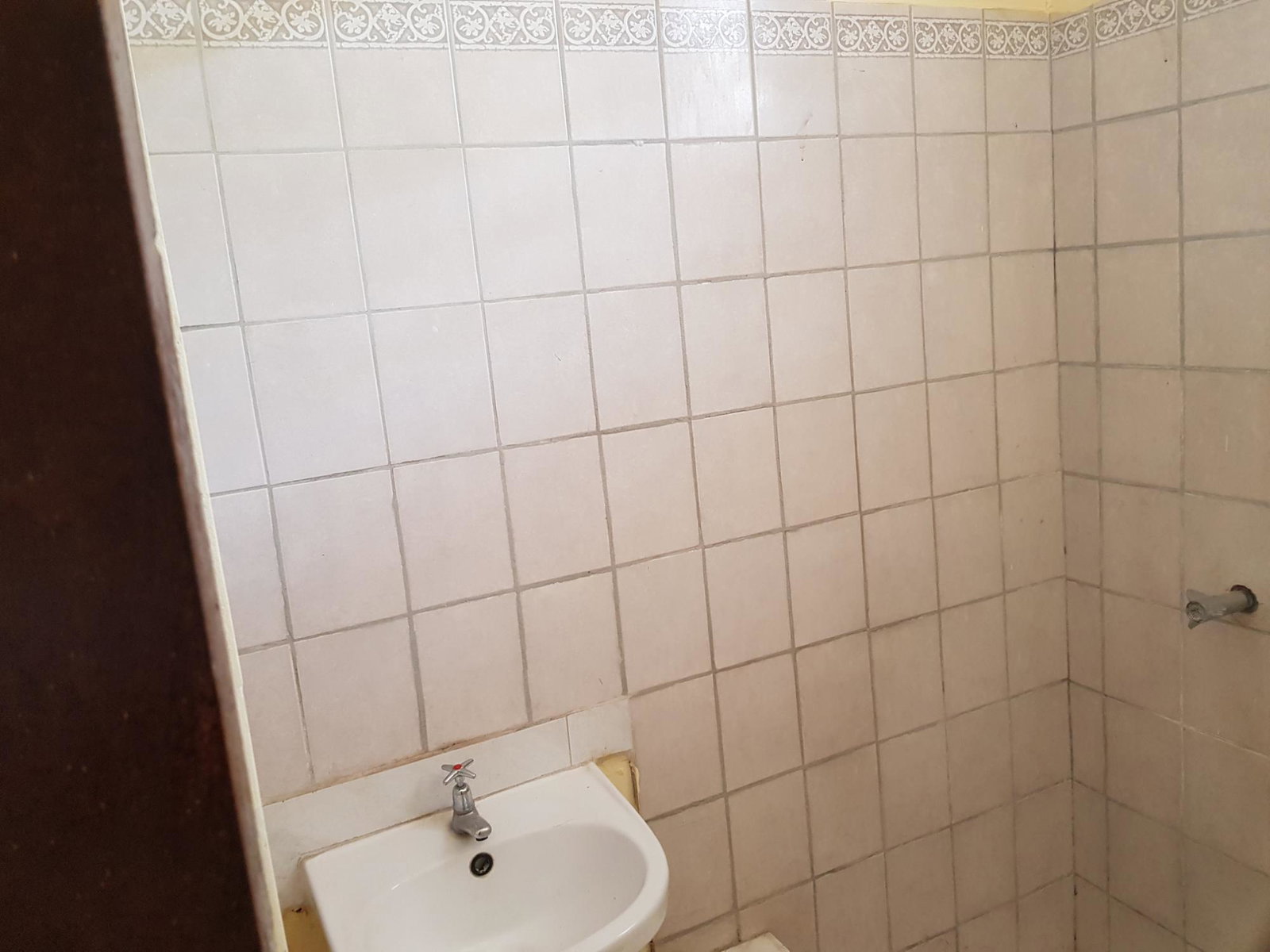 Beautiful-3-Bedroom-House-for-Sale-in-Braeton-New-Town-Portmore Seventeenth image of 306- Braeton New Town in Braeton Newtown, St. Catherine, Jamaica - property is For Sale