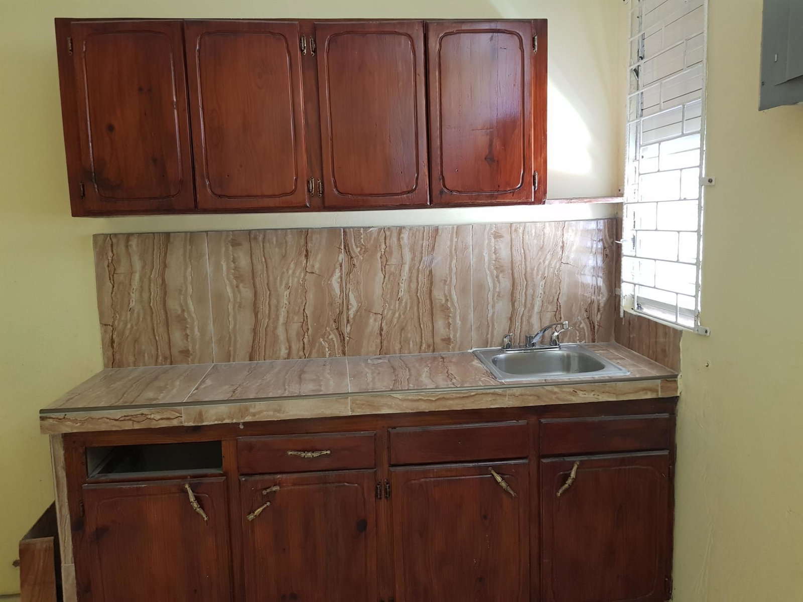 Beautiful-3-Bedroom-House-for-Sale-in-Braeton-New-Town-Portmore Twenty-Third image of 306- Braeton New Town in Braeton Newtown, St. Catherine, Jamaica - property is For Sale