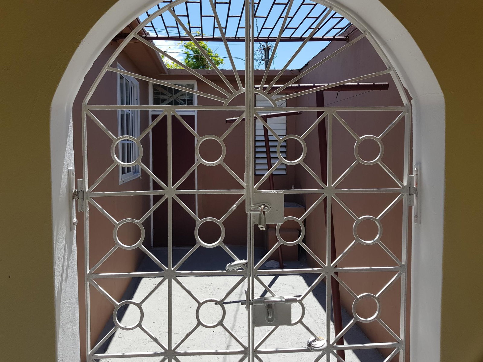 Beautiful-3-Bedroom-House-for-Sale-in-Braeton-New-Town-Portmore Twenty-Sixth image of 306- Braeton New Town in Braeton Newtown, St. Catherine, Jamaica - property is For Sale