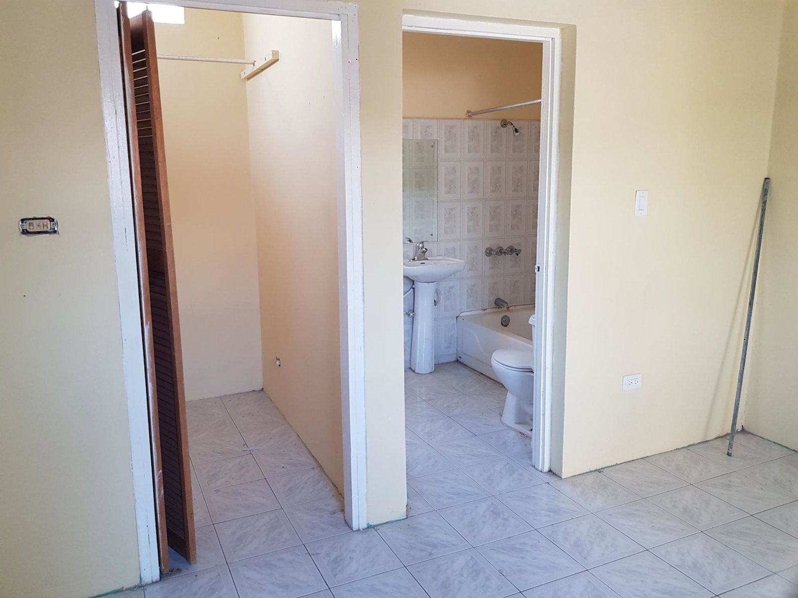 Beautiful-3-Bedroom-House-for-Sale-in-Braeton-New-Town-Portmore Tenth image of 306- Braeton New Town in Braeton Newtown, St. Catherine, Jamaica - property is For Sale