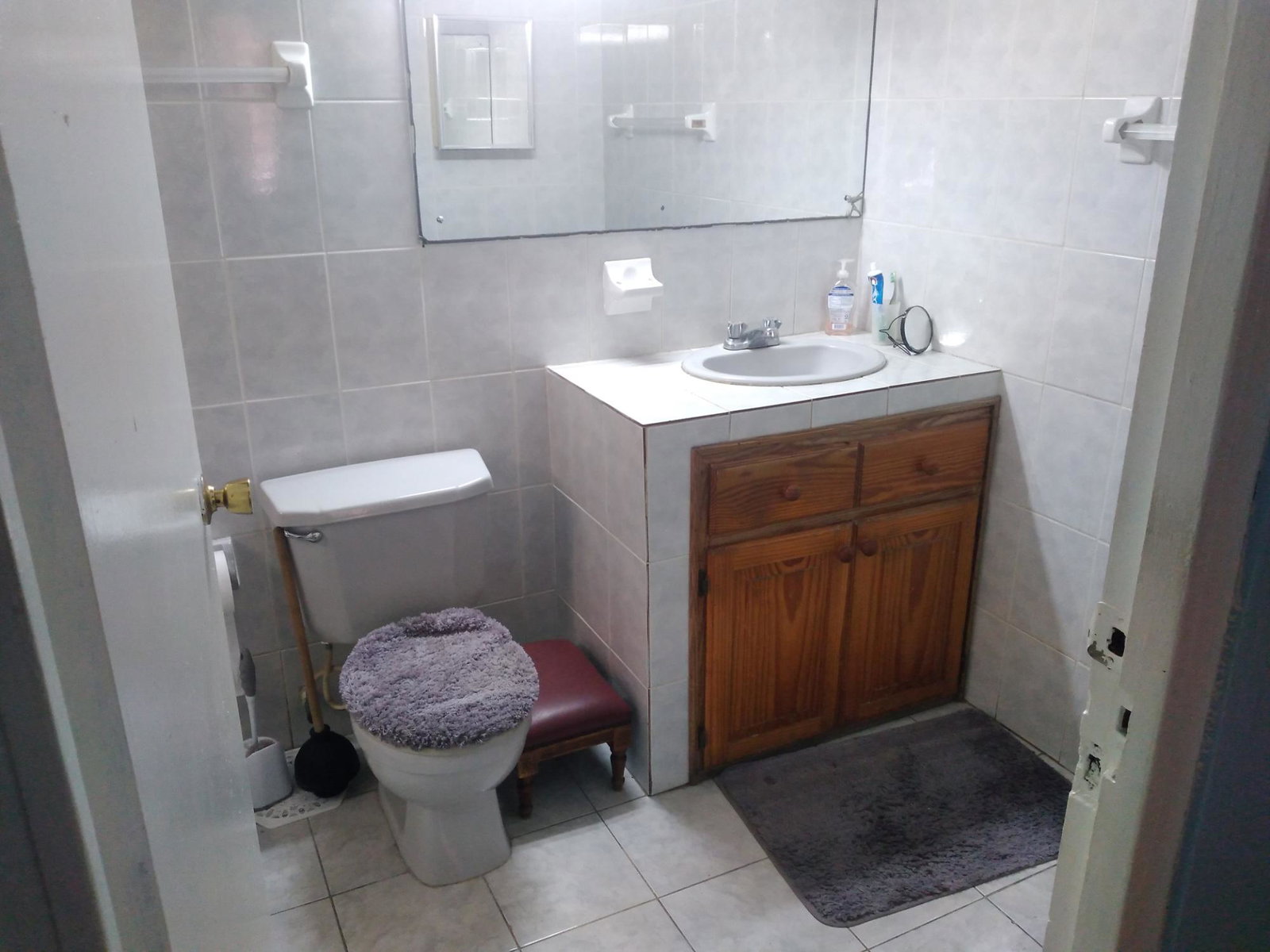 Eighth image of 1 Yale Way, Bridgeport, Sr. in Bridgeport, St. Catherine, Jamaica - property is For Sale