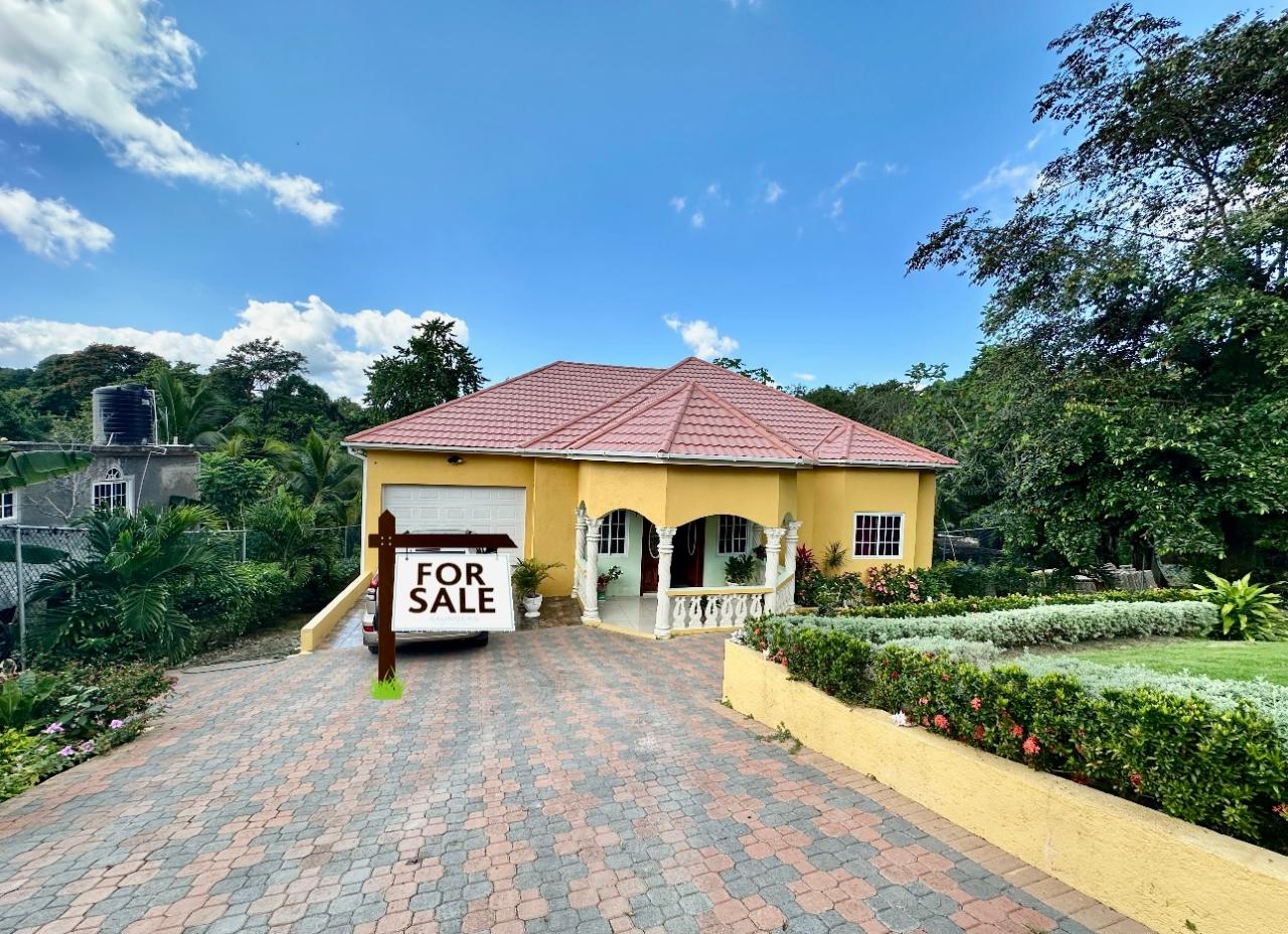 Beautiful-4-Bedroom-Home-for-Sale-in-Islington-Jamaica Second image of 29 Block a Nutfield, Islington po in Islington, St. Mary, Jamaica - property is For Sale