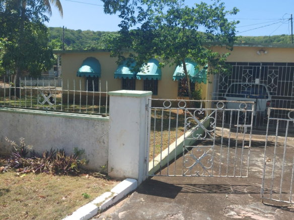 First image of 31 D-reading av Mount View Estate, St. ca in Keystone, St. Catherine, Jamaica - property is For Sale