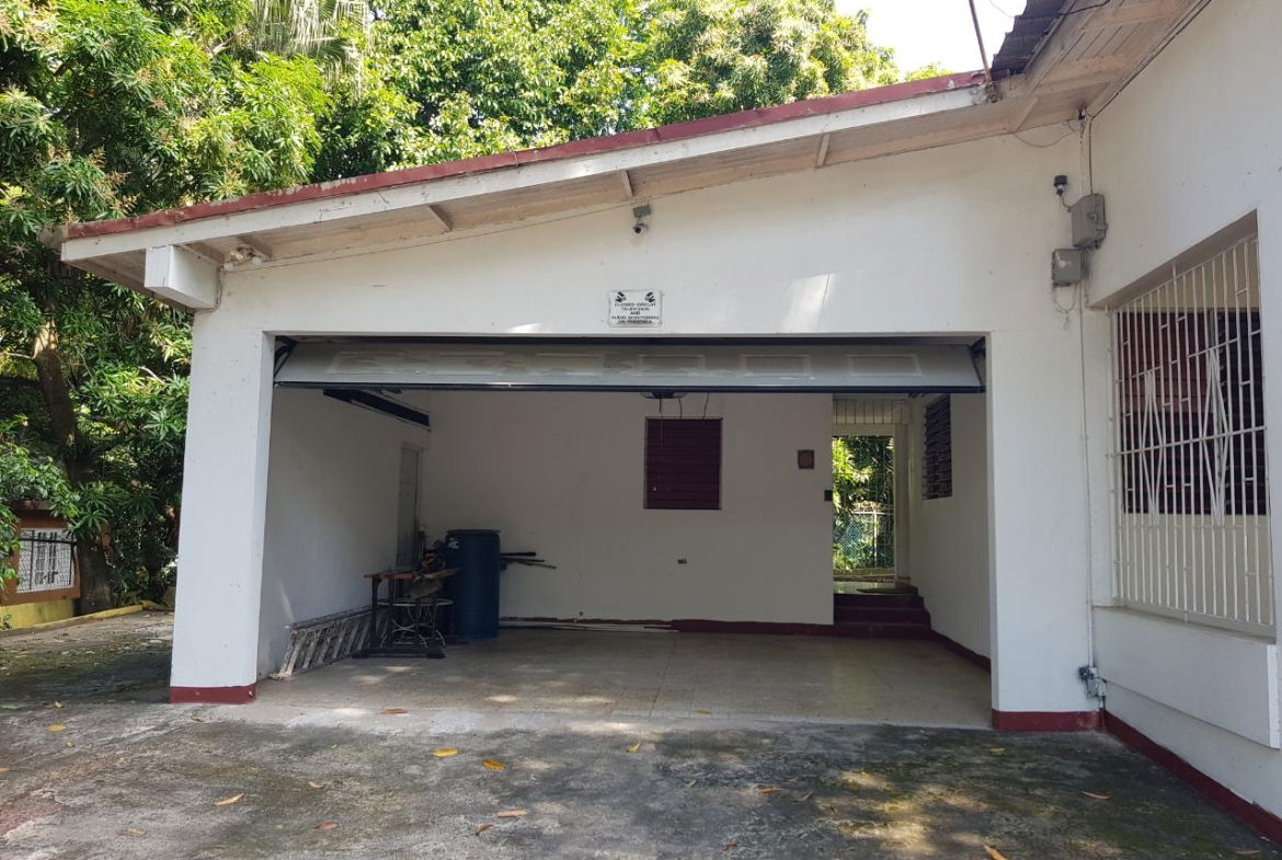 Twelfth image of Long Lane in CONSTANT SPRING, St. Andrew, Jamaica - property is For Sale