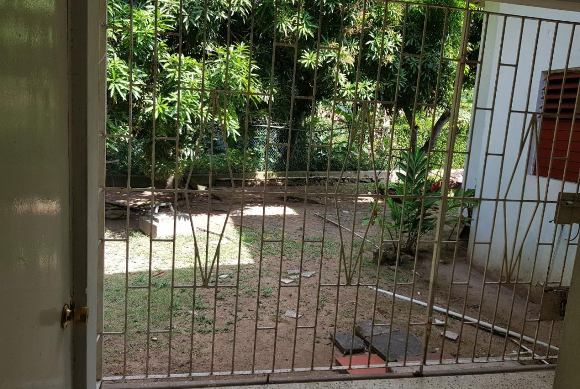 Thirtieth image of Long Lane in CONSTANT SPRING, St. Andrew, Jamaica - property is For Sale