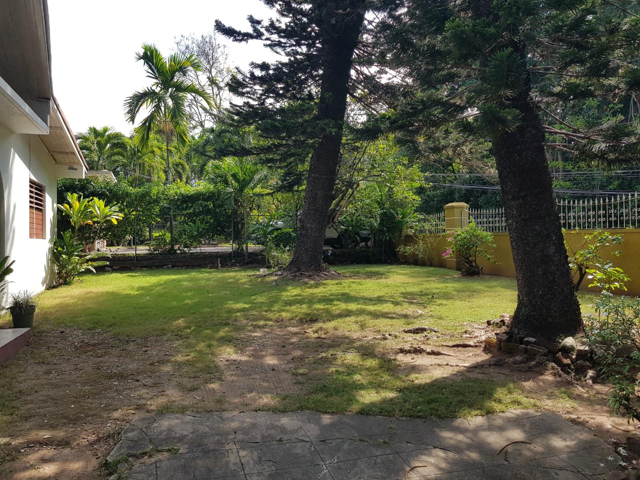 Tenth image of Long Lane in CONSTANT SPRING, St. Andrew, Jamaica - property is For Sale