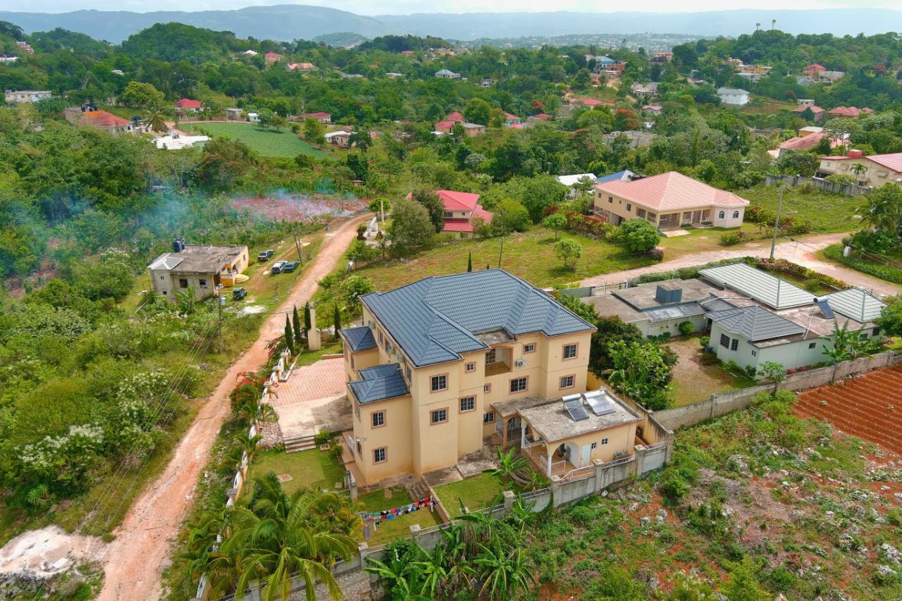 Eleventh image of 80 Red Bank in Hat Field, Manchester, Jamaica - property is For Sale