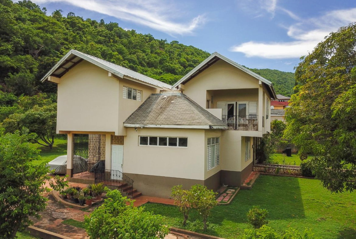 Eighth image of 15a Belvedere Crescent in Red Hills, St. Andrew, Jamaica - property is For Sale