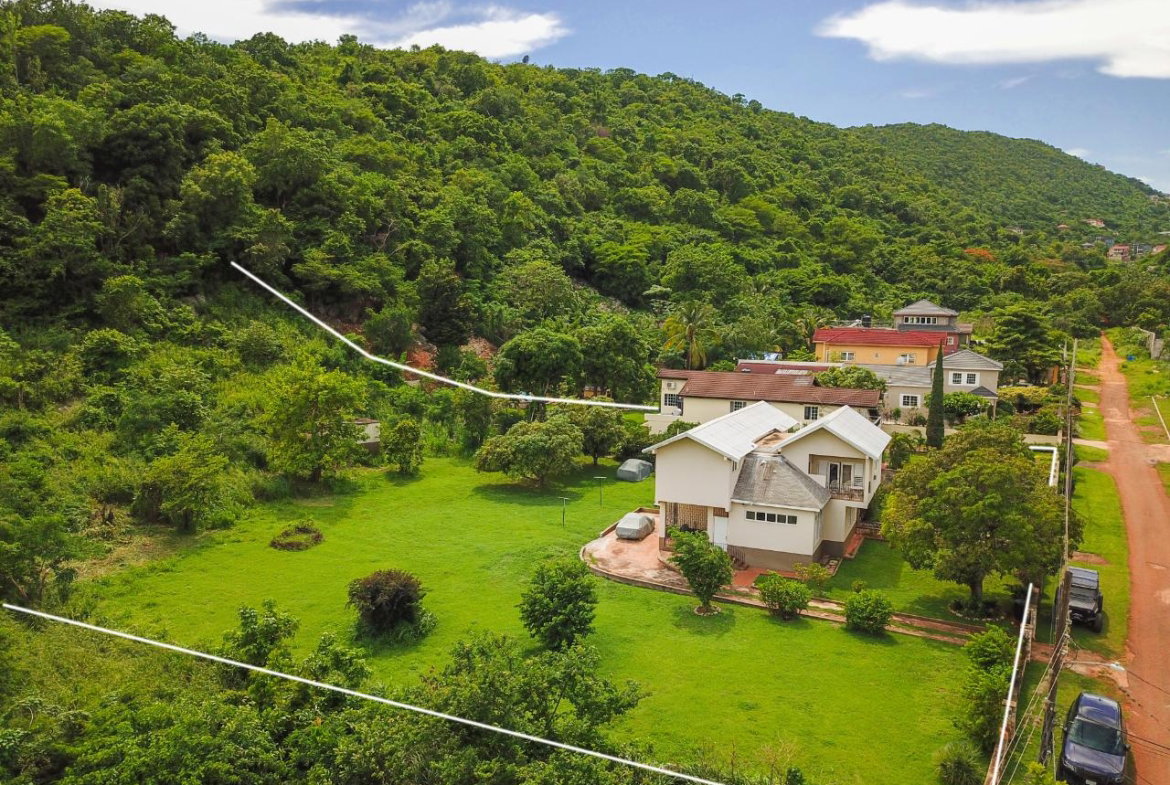 Ninth image of 15a Belvedere Crescent in Red Hills, St. Andrew, Jamaica - property is For Sale