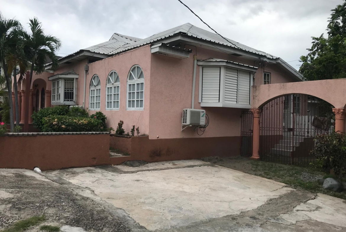 First image of 13a/13b Kingsway in Kingston 10, St. Andrew, Jamaica - property is For Sale