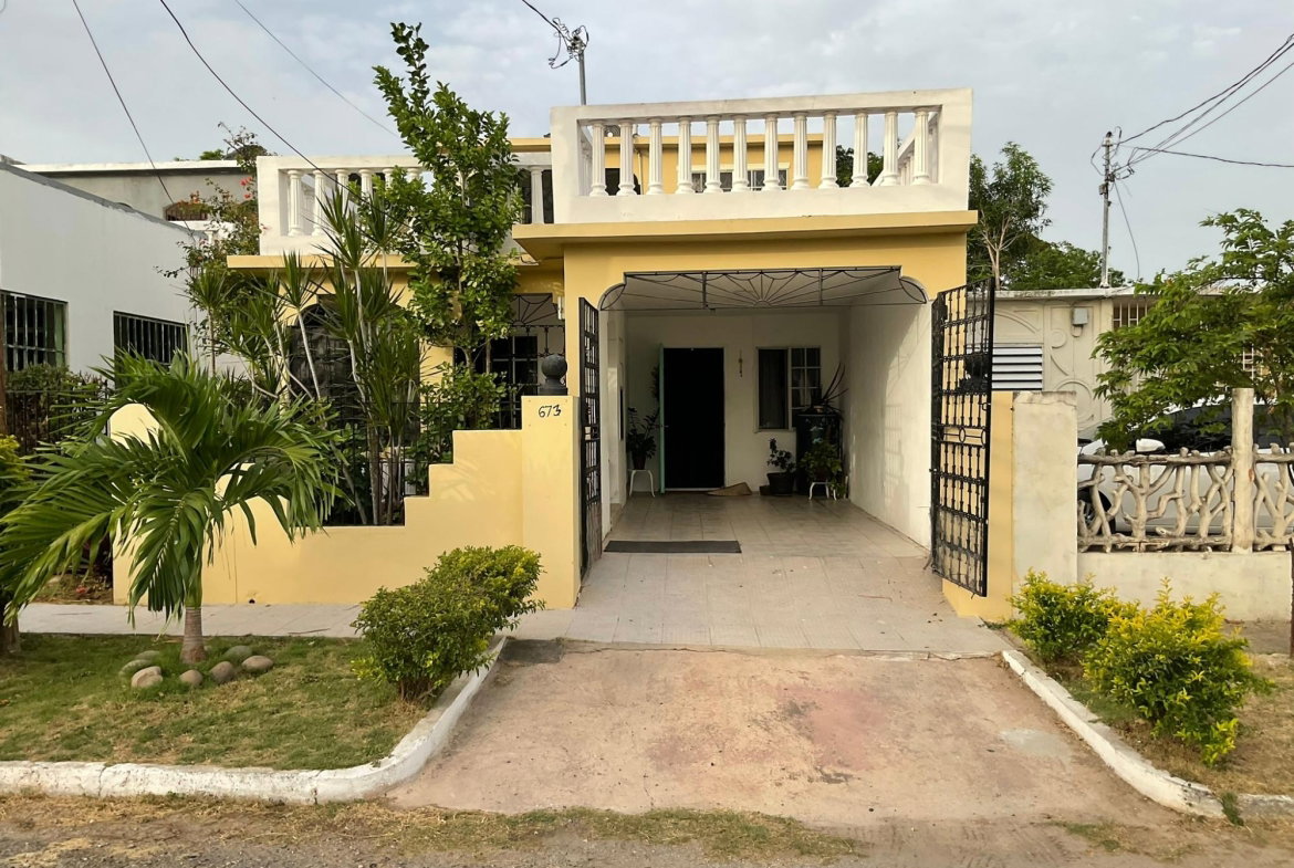 First image of 673 North East 36th Place in East Ascot, St. Catherine, Jamaica - property is For Sale