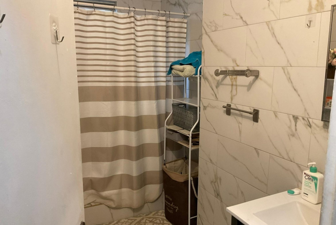 Eighth image of 673 North East 36th Place in East Ascot, St. Catherine, Jamaica - property is For Sale