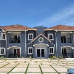 First image of 8-129 Red Hills Road in Kingston 19, St. Andrew, Jamaica - property is For Rent