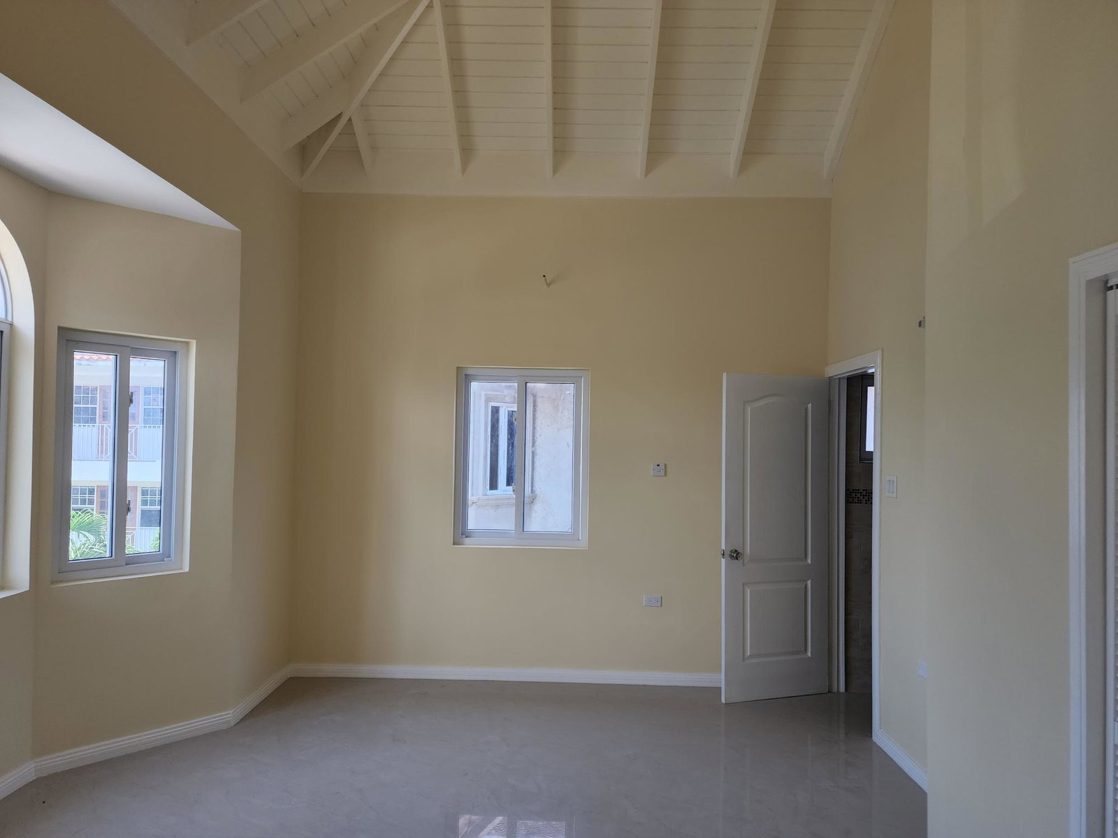 Sixth image of 8-129 Red Hills Road in Kingston 19, St. Andrew, Jamaica - property is For Rent