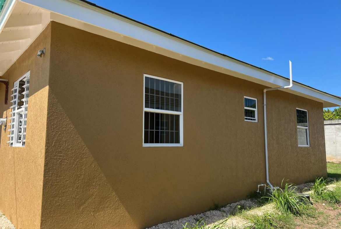 Sixteenth image of 307 Colbeck Manor in Old Harbour, St. Catherine, Jamaica - property is For Rent