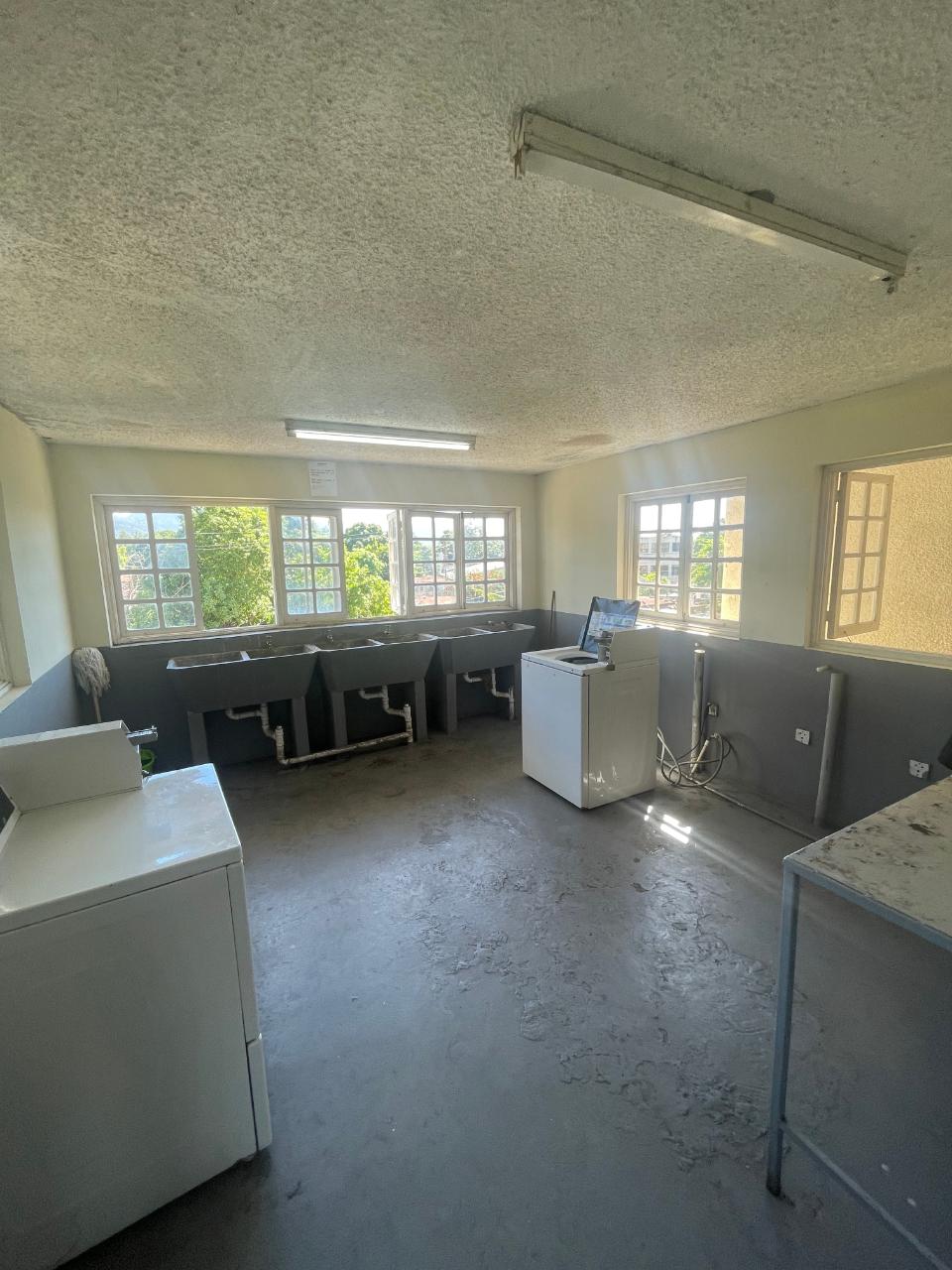 Fourth image of Apt# 304f-114 1/2 Constant Spring in CONSTANT SPRING, St. Andrew, Jamaica - property is For Sale