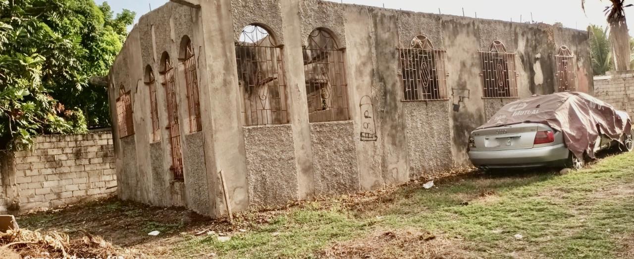 Third image of 8 1/2 Grants Pen Road in Grants Pen, St. Andrew, Jamaica - property is For Sale